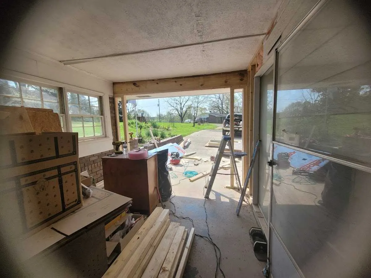 Air movers and dehumidifier for Water Mitigation Services in Seagoville